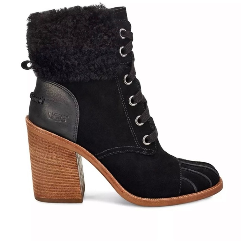 Ugg Jaxon boot - size 6.5 - worn once